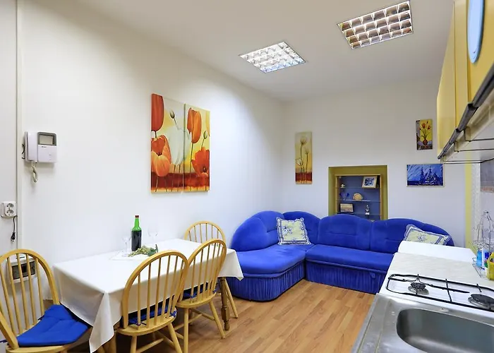 City Center Dragica *